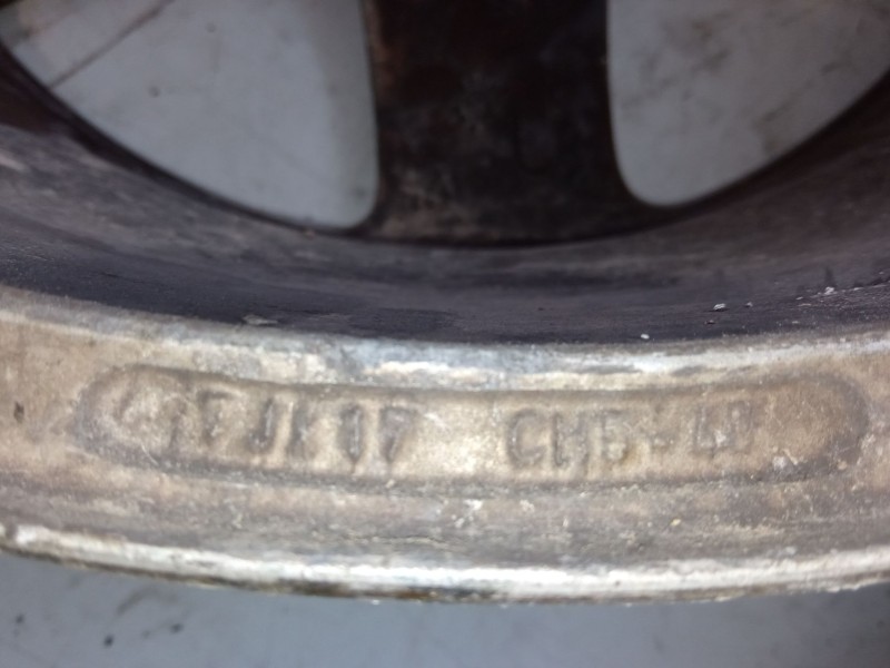 Recambio de llanta aluminio 17´´ para peugeot 407 (6d_) 2.0 hdi 135 (6drhrh, 6drhre, 6drhrg, 6drhrj) referencia OEM IAM 7JX17CH5