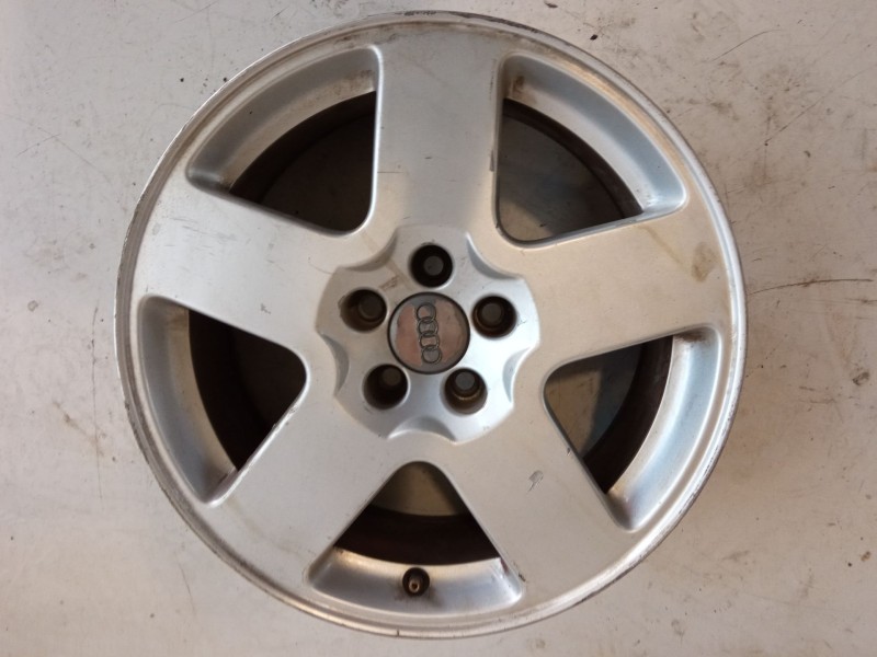 Recambio de llanta aluminio 16´´ para audi tt (8n3) 1.8 t referencia OEM IAM    Recambio de llanta aluminio 16´´ para audi tt (8n3) 1.8 t referencia OEM IAM