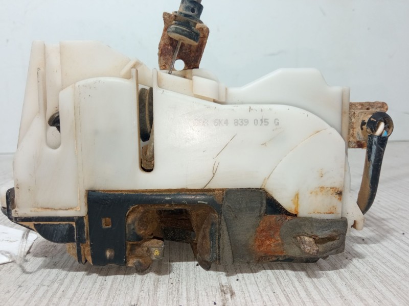 Recambio de cerradura puerta trasera derecha para seat ibiza ii (6k1) 1.4 i referencia OEM IAM ZSB6K4839015G  