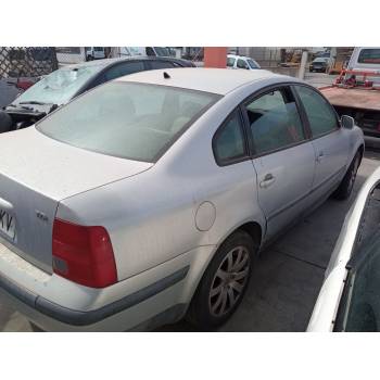 VOLKSWAGEN PASSAT B5 (3B2)