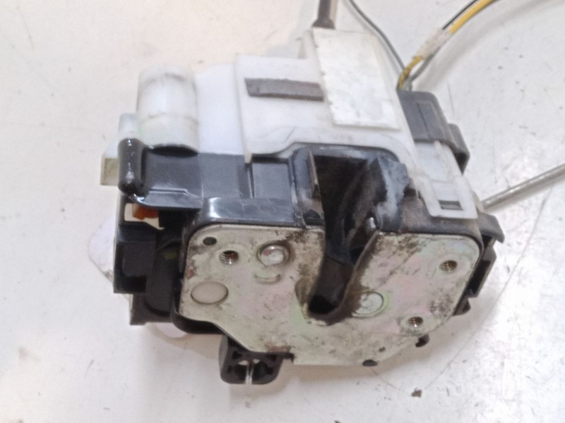 Recambio de cerradura puerta delantera derecha para fiat panda / panda classic (169_) 1.2 (169.axb11, 169.axb1a) referencia OEM 