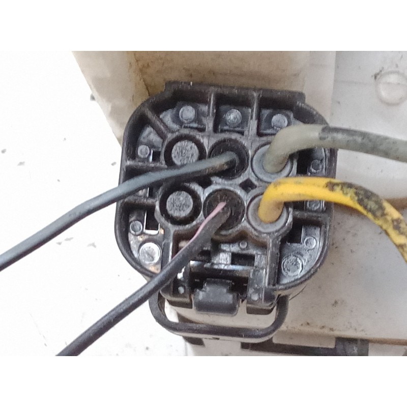 Recambio de cerradura puerta delantera derecha para fiat panda / panda classic (169_) 1.2 (169.axb11, 169.axb1a) referencia OEM 