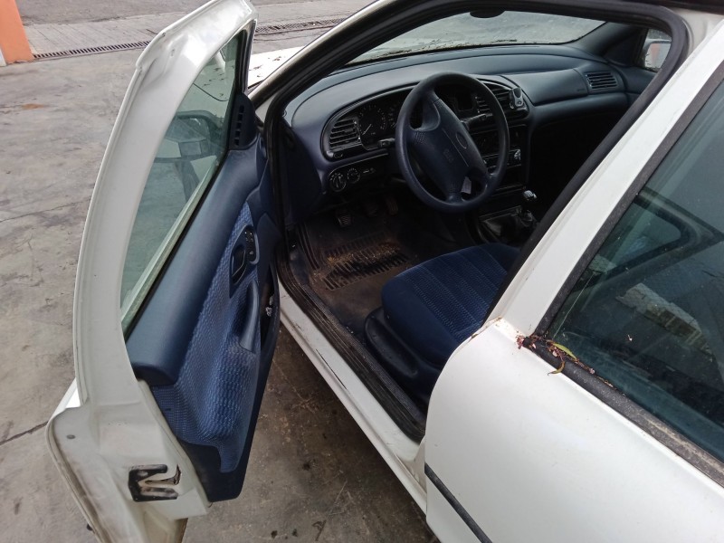 ford mondeo i sedán (gbp) del año 1995