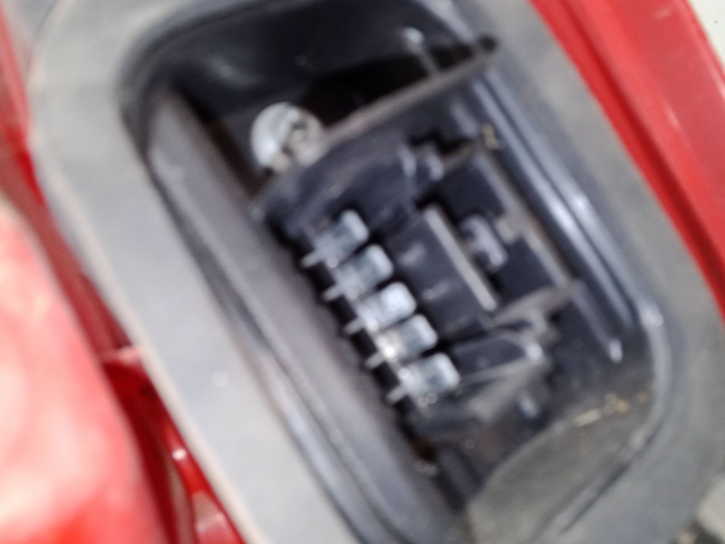 Recambio de piloto trasero izquierdo para fiat panda / panda classic (169_) 1.2 (169.axb11, 169.axb1a) referencia OEM IAM 517054