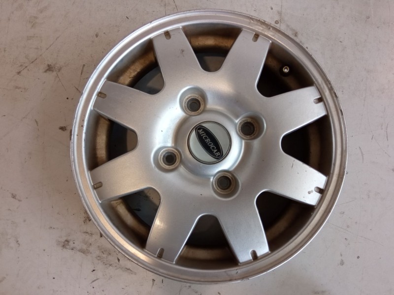 Recambio de llanta aluminio 13´´ para microcar due 0.5 referencia OEM IAM 4Jx13FHET23.5  