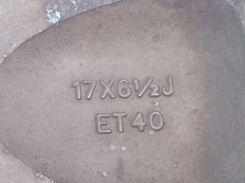 Recambio de llanta aluminio 17´´ para renault koleos i (hy_) 2.0 dci (hy0k) referencia OEM IAM 17x6.5JET40  