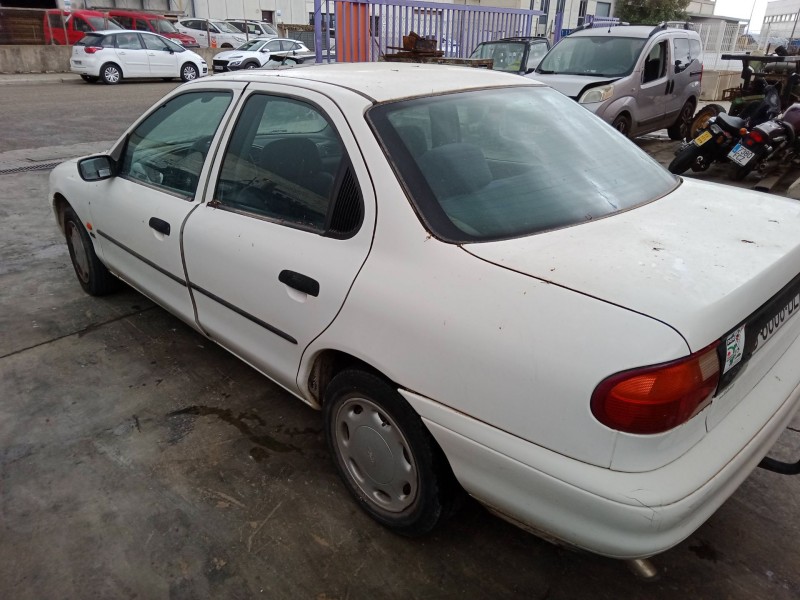 ford mondeo i sedán (gbp) del año 1995