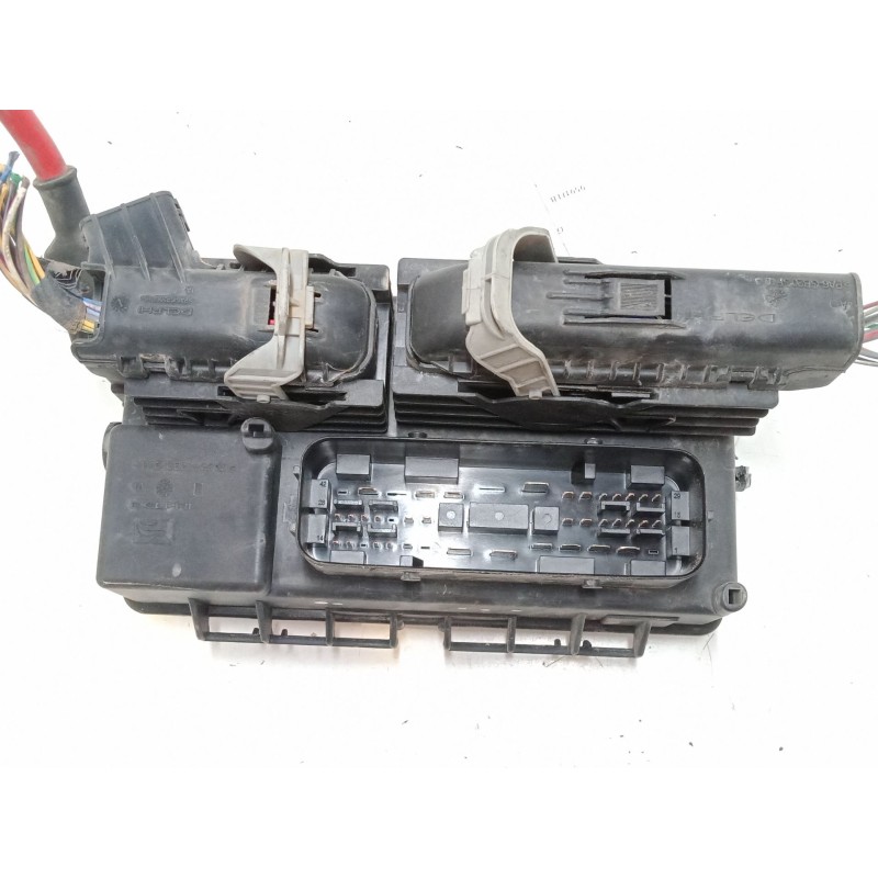 Recambio de caja reles / fusibles para fiat grande punto van (199_) 1.4 (199cxb1a, 199dxb1a) referencia OEM IAM 51736451BZ  
