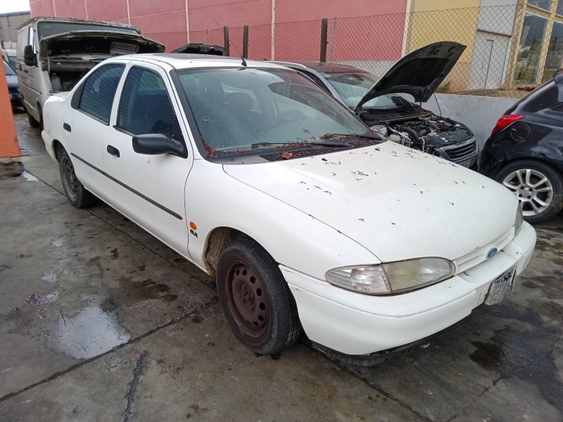 ford mondeo i sedán (gbp) del año 1995