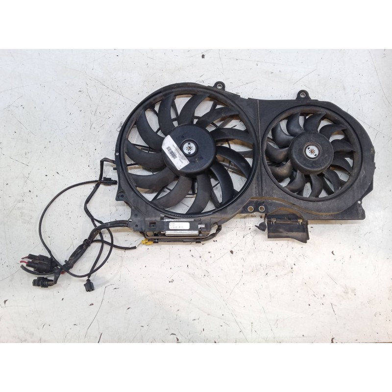 Recambio de electroventilador para audi a4 b6 (8e2) 2.0 referencia OEM IAM 8E0121205M  