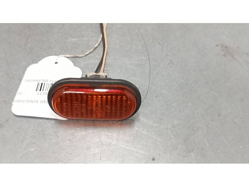 INTERMITENTE DELANTERO IZQUIERDO 7700847333 