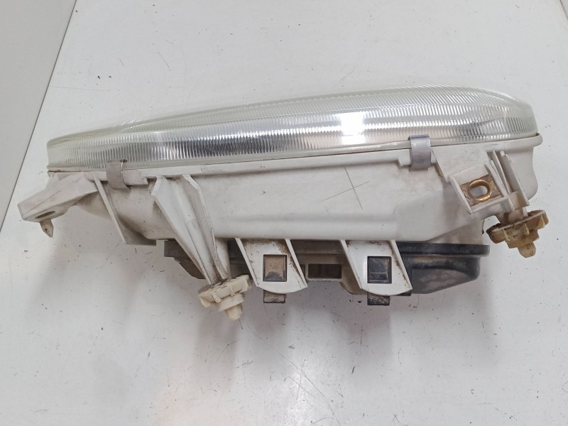Recambio de faro derecho para volkswagen golf iii variant (1h5) 1.6 referencia OEM IAM   