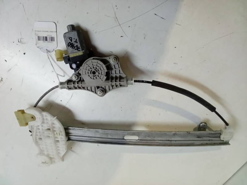 ELEVALUNAS TRASERO DERECHO 83460H8000 