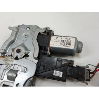ELEVALUNAS ELECTRICO DELANTERO DERECHO 