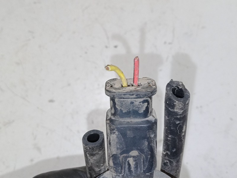 Recambio de bomba limpiaparabrisas para peugeot 2008 i (cu_) 1.2 vti referencia OEM IAM 9641553880  