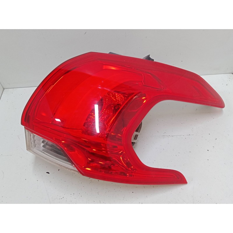 Recambio de piloto trasero derecho para peugeot 2008 i (cu_) 1.2 vti referencia OEM IAM 9678074380  