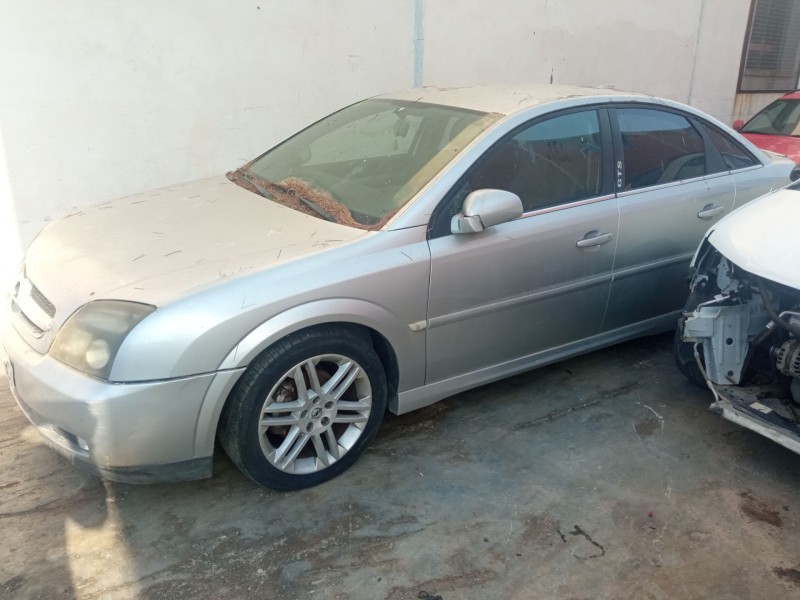 opel vectra c (z02) del año 2004