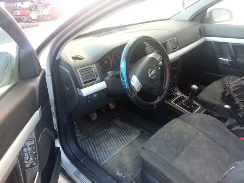 opel vectra c (z02) del año 2004