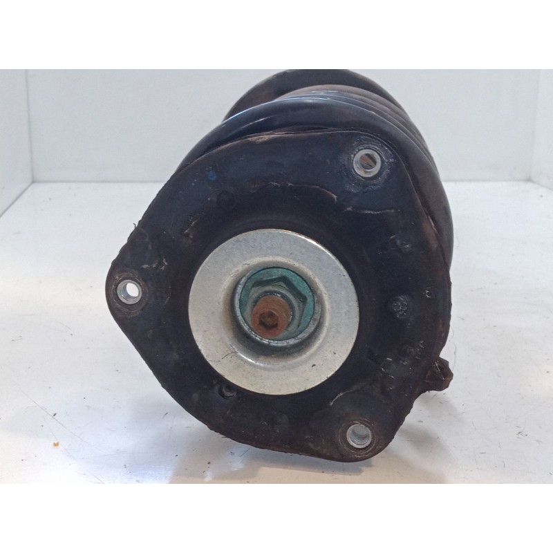 Recambio de amortiguador delantero derecho para skoda superb ii station wagon (3t5) 2.0 tdi 16v referencia OEM IAM 3AA413031M  