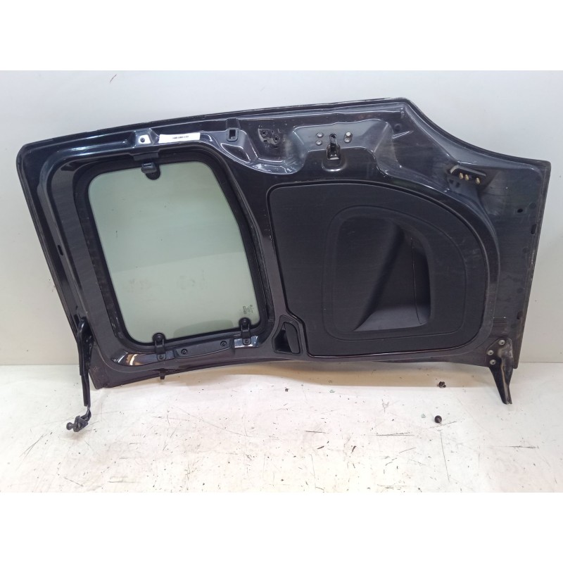 Recambio de puerta lateral corredera derecha para peugeot bipper tepee 1.3 hdi 75 referencia OEM IAM   