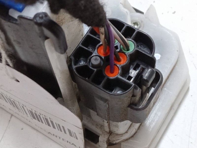 Recambio de cerradura puerta delantera derecha para peugeot bipper tepee 1.3 hdi 75 referencia OEM IAM   