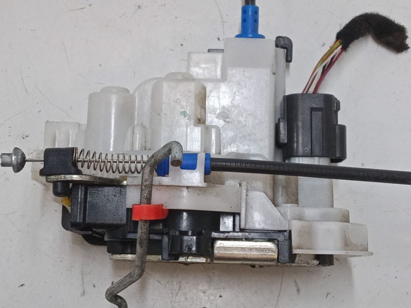 Recambio de cerradura puerta delantera izquierda para peugeot bipper tepee 1.3 hdi 75 referencia OEM IAM   