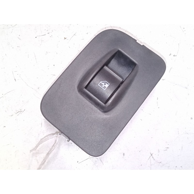 Recambio de mando elevalunas delantero derecho para peugeot bipper tepee 1.3 hdi 75 referencia OEM IAM 7354612800  