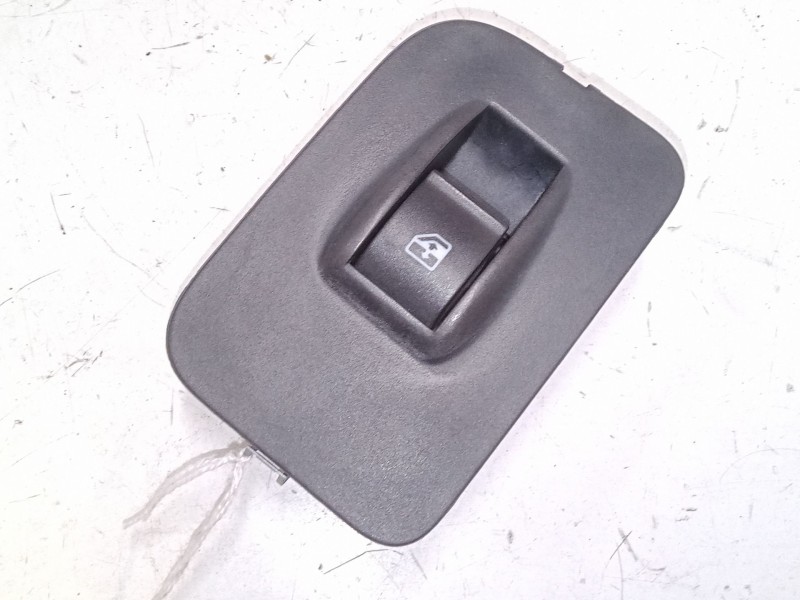 Recambio de mando elevalunas delantero derecho para peugeot bipper tepee 1.3 hdi 75 referencia OEM IAM 7354612800  