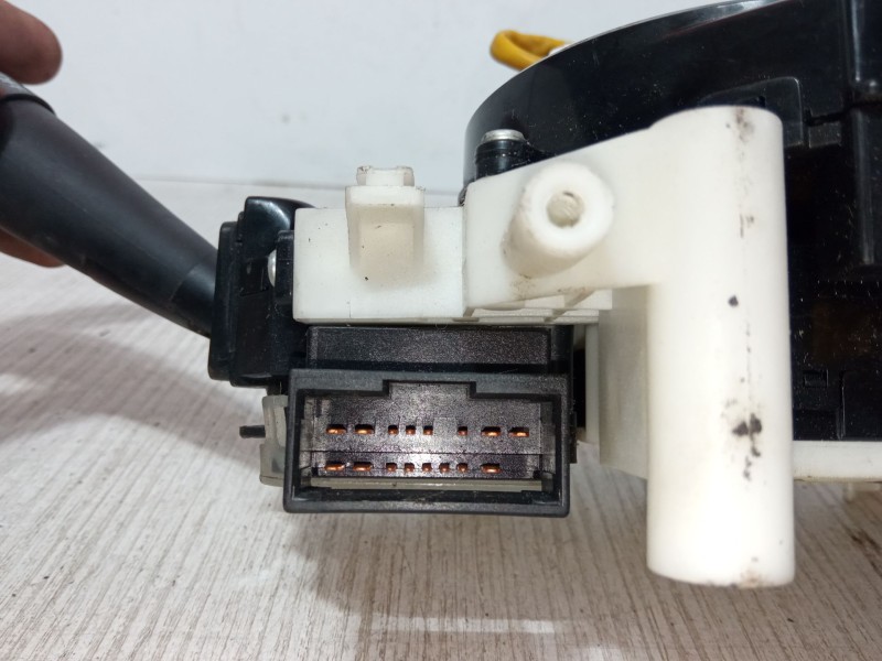 Recambio de mando luces para hyundai tucson (jm) 2.0 crdi referencia OEM IAM DI0B0624398  