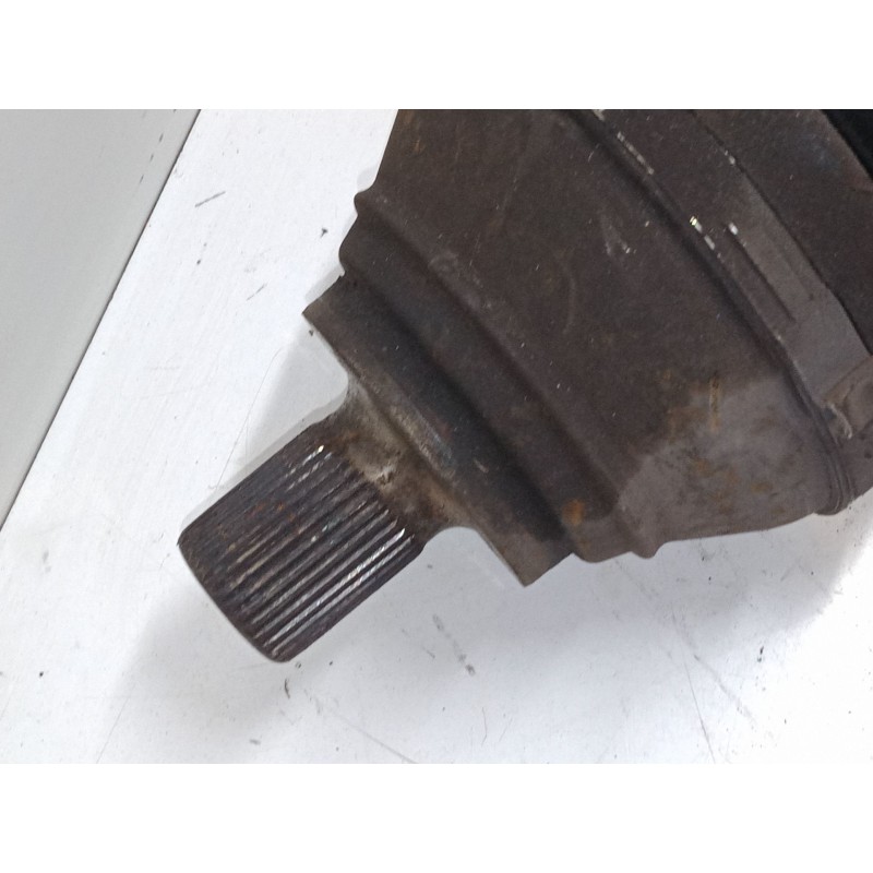 Recambio de transmision delantera izquierda para skoda superb ii station wagon (3t5) 2.0 tdi 16v referencia OEM IAM 3C0407271S  